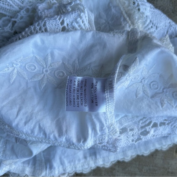 Easel White Lace Tank Top - Picture 8 of 8